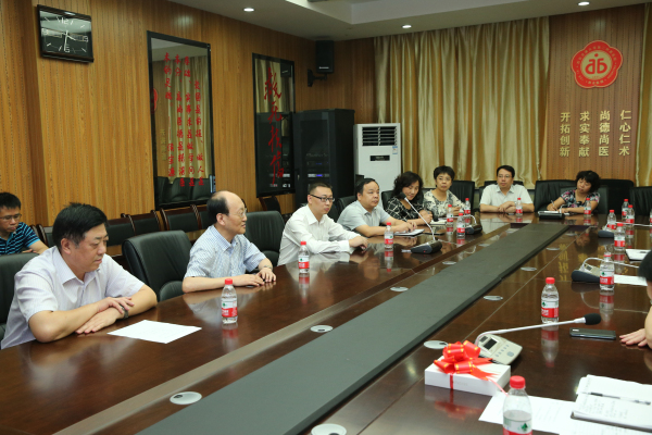 相关职能部门负责人参加欢送座谈会.jpg