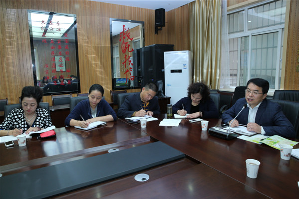 B01R8100.JPG