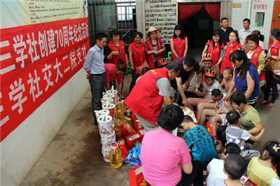 5.切蛋糕.jpg