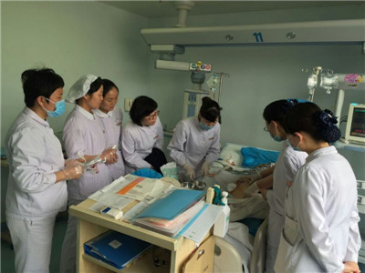 4.17压疮伤口小组活动照片2 .jpg