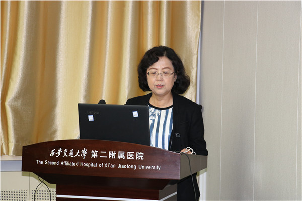 刘原副院长汇报工作.jpg