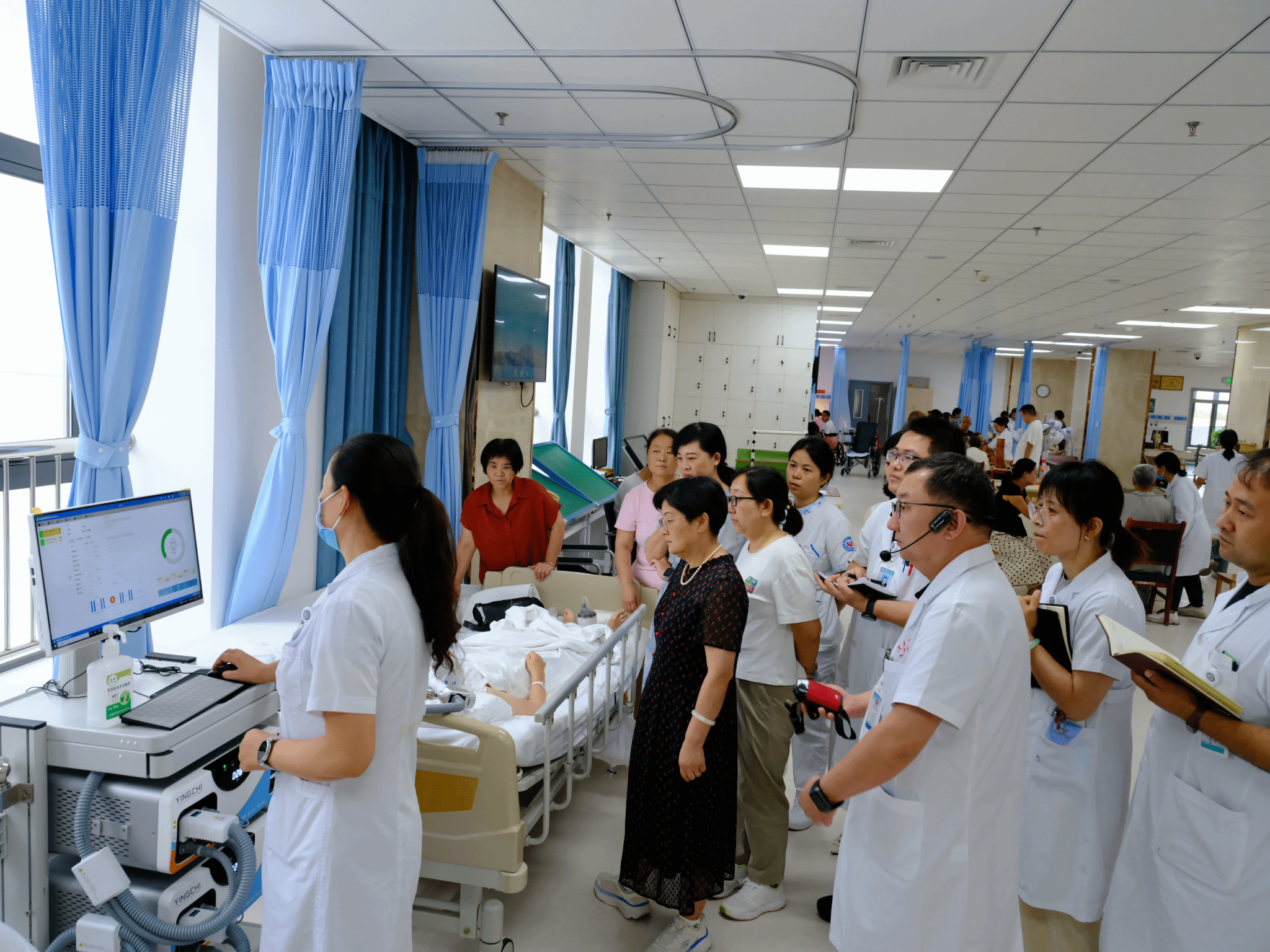 渭南市中心医院现场督导.png