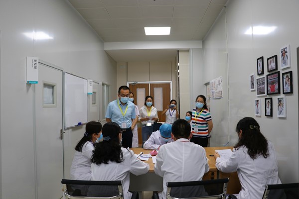 检验医学科考场2_副本.jpg