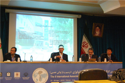 图2.王栋副教授主持会议节段.jpg 图2.王栋副教授主持会议节段.jpg