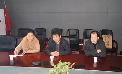 韩城市医院赵亚军书记等参会人员_副本.jpg 韩城市医院赵亚军书记等参会人员_副本.jpg