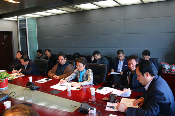 我院传达教育部视频会和党风廉政建设工作有关会议精神2.JPG
