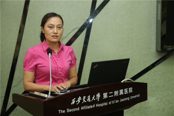13.麻醉手术科钞海莲副护士长汇报.JPG