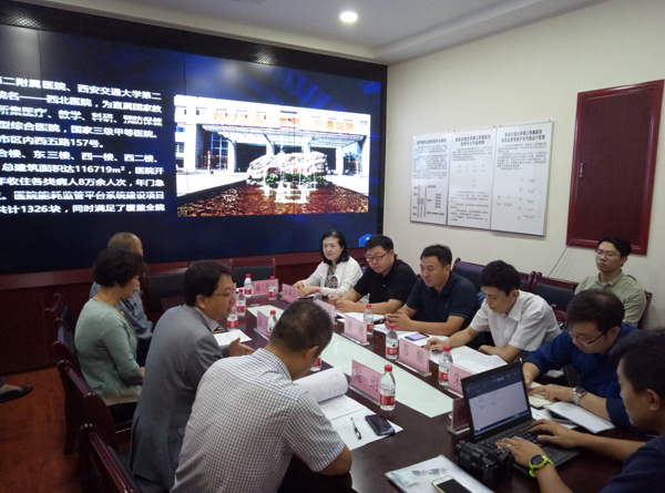 李小鹏副院长介绍项目建设情况1.jpg