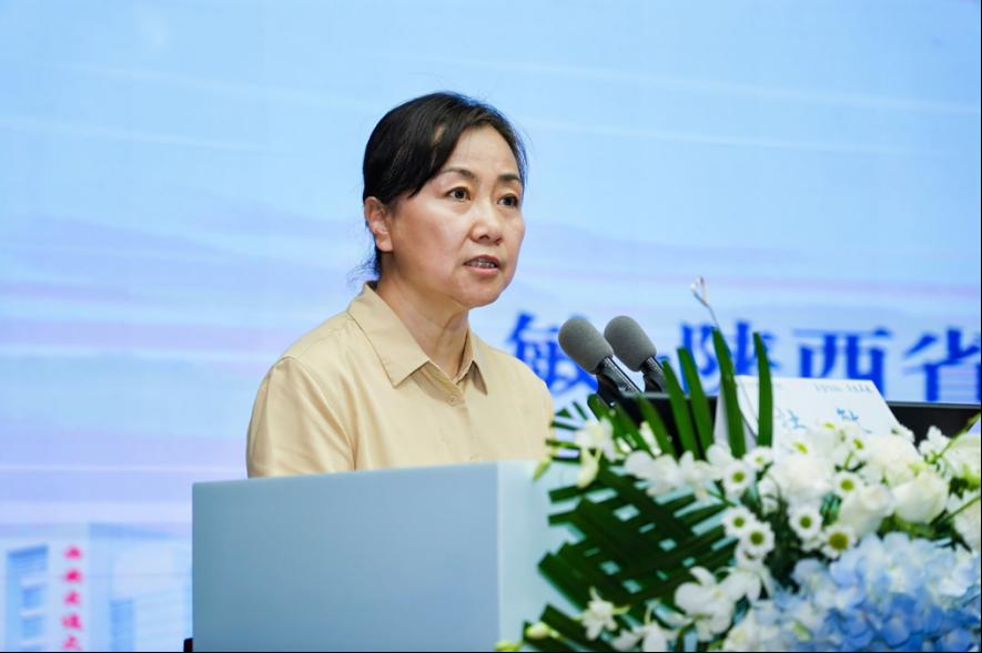 会议通讯稿1800.png